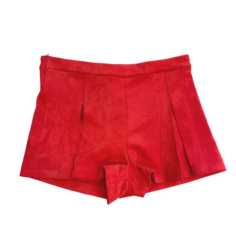 Meet Me In Santorini Red Faux Suede High Waisted Pleated YaYa Shorts Size L NWOT